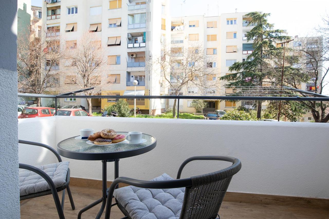 Grand Munz Apartment Pula Exterior photo